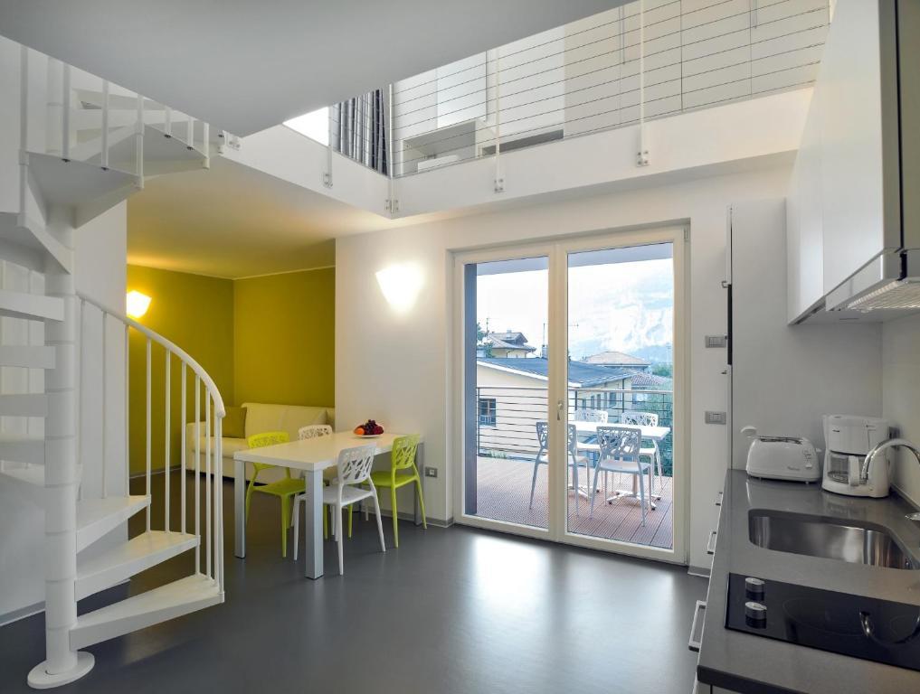 Gardabike Residence Torbole Sul Garda Oda fotoğraf